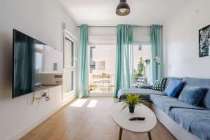 Se alquila piso de 3 dormitorios en Almería, todos los gastos incluidos. photo 0