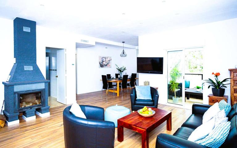 Apartamento de 3 habitaciones en alquiler en Olivella. photo 0