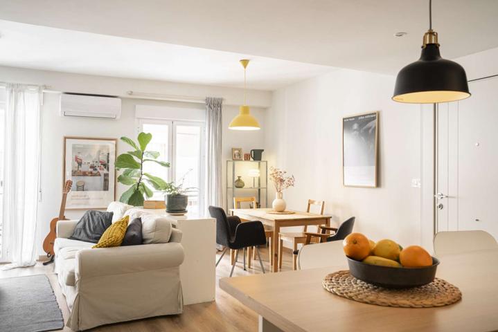 Se alquila apartamento de 2 habitaciones en Centro-Sagrario, todos los gastos incluidos. photo 0