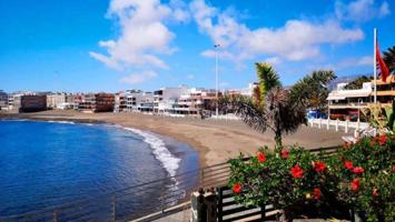 Apartamento de 2 habitaciones en alquiler en Telde photo 0