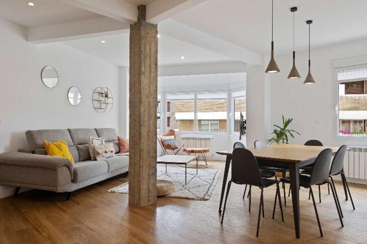 Se alquila piso de 3 habitaciones en Gros, San Sebastián. Ideal para profesionales y parejas. photo 0