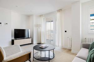 Se alquila piso de 2 habitaciones en San Pascual, gastos incluidos photo 0