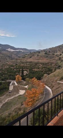 Piso de 3 habitaciones en alquiler en Moclinejo photo 0