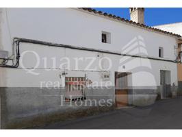 En venta amplia casa en Hinojal, Cáceres. photo 0