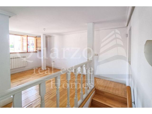 En venta estupenda casa adosada a reformar en Pozuelo de Alarcón, Madrid. photo 0