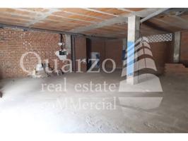 En venta local en bruto en Plasencia photo 0