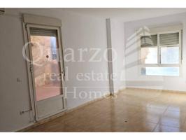 En venta estupendo piso en Plasencia photo 0