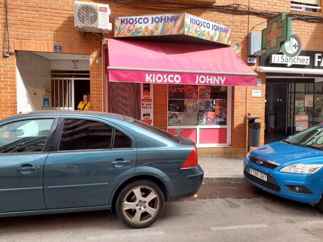 Se vende KIOSCO JOHNY en zona Ronda Sur photo 0