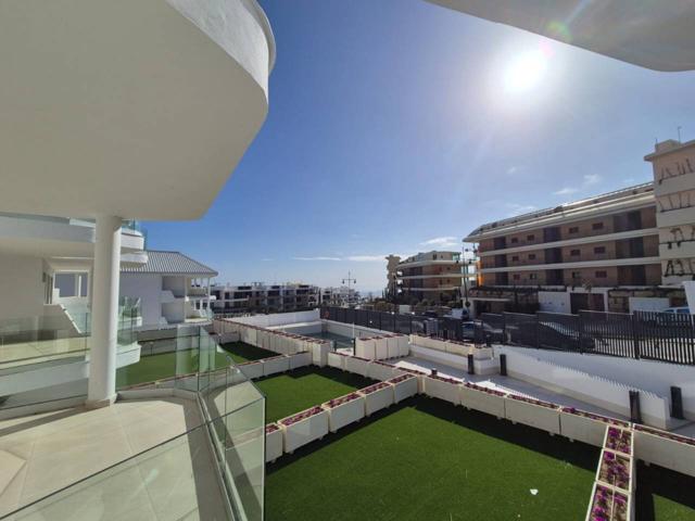 Fantastico piso a estrenar en la emblemática urbanización el HIGUERON photo 0