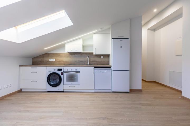 VIVIENDAS DE OBRA NUEVA CON ENTREGA INMEDIATA EN EL CENTRO DE JACA photo 0