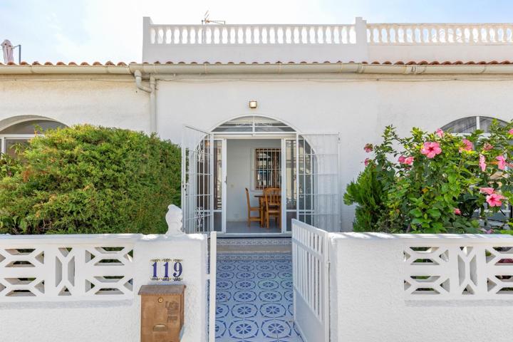 Acogedor Bungalow sin vecinos en Torrevieja – Ideal para la Vida Tranquila photo 0