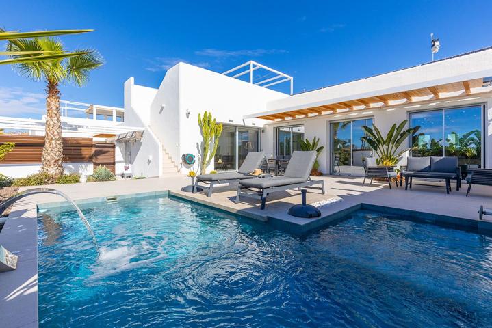 Casa En venta en Costa Blanca Sur, Los Montesinos photo 0