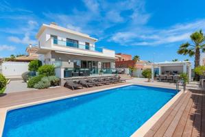 Casa En venta en Costa Blanca Sur, Ciudad Quesada photo 0
