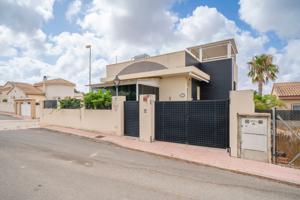 Casa En venta en Costa Blanca Sur, Ciudad Quesada photo 0