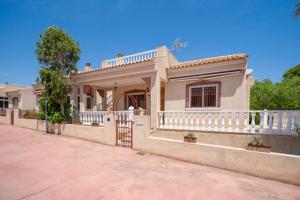 Casa En venta en Comunidad Valenciana, Algorfa photo 0