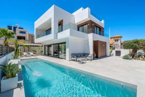 Casa En venta en Los Secanos, Guardamar Del Segura photo 0