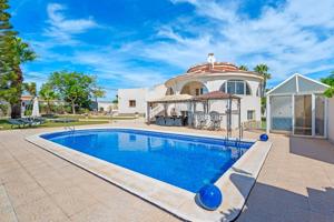 Casa En venta en Costa Blanca Sur, Ciudad Quesada photo 0
