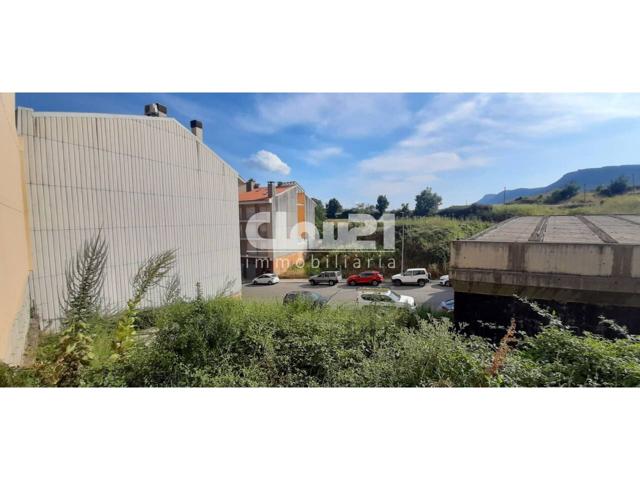 Terreno en venta en Berga photo 0