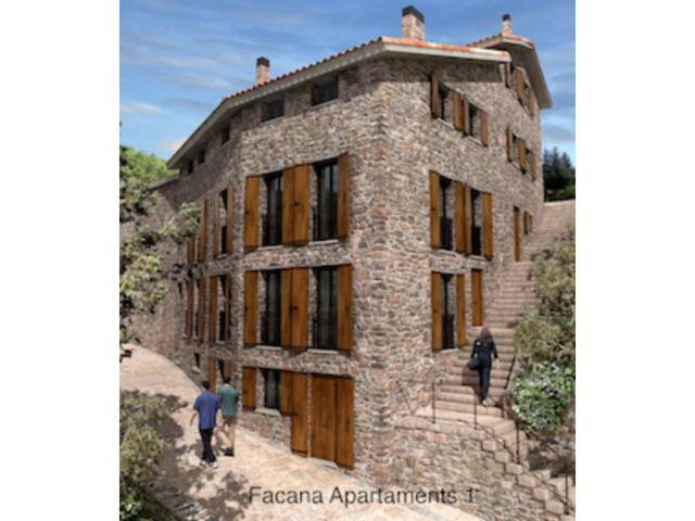 Terreno en venta en Castellar de n'Hug photo 0
