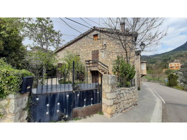 Casa en venta en Sant Julià de Cerdanyola photo 0