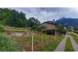 ¡Oportunidad única para construir la casa de tus sueños en La Nou de Berguedà! photo 0