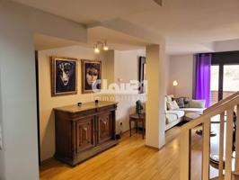 DÚPLEX EN ALQUILER EN BAGÀ photo 0