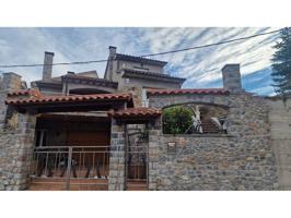 Casa en venta en Berga photo 0