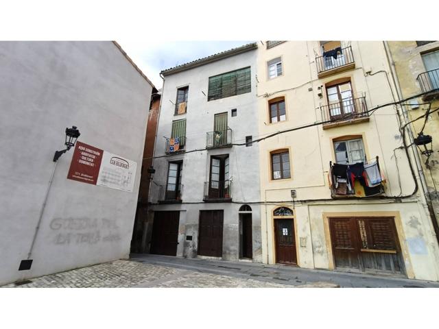 Casa en venta en Berga photo 0