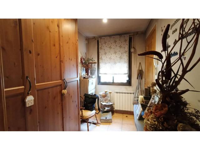 Piso en venta en Berga photo 0