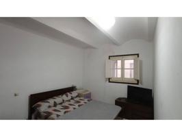 Edificio en venta con gran potencial de inversión – 324 m² construidos photo 0