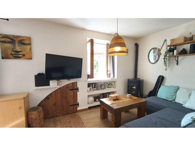Casa en venta en Bagà con licencia turística - Ideal como inversión o segunda residencia photo 0