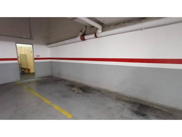 Parking en venta en Berga photo 0