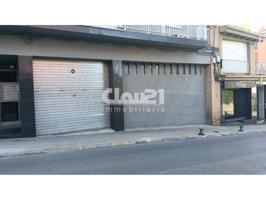 Local en venta en Berga photo 0