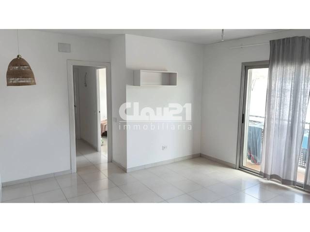 Piso en venta en Sant Celoni photo 0