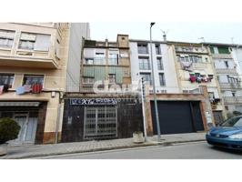 Bloque de 4 inmuebles para invertir en Berga photo 0