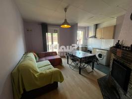 Piso en venta en Berga photo 0
