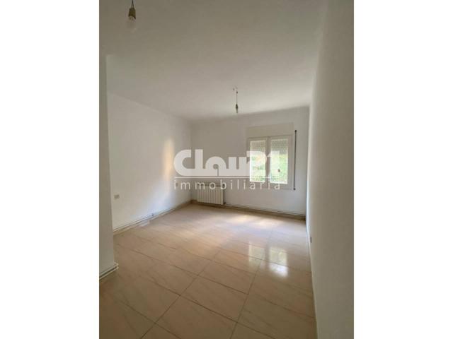 Piso en venta en Berga - Parque Calle Bruc photo 0