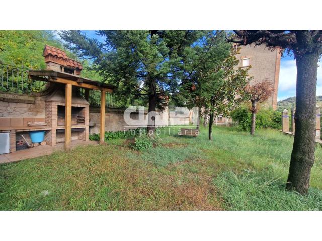 Piso en planta baja con jardín en venta en El Guixaro photo 0