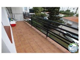 Piso En venta en Roses photo 0