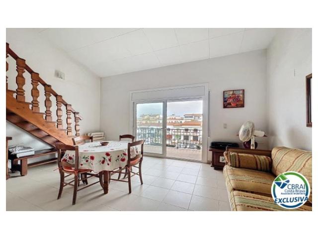 Piso En venta en Empuriabrava photo 0