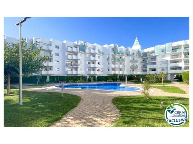 Piso En venta en Roses photo 0
