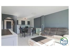 Piso En venta en Empuriabrava photo 0
