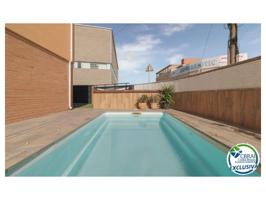 Casa En venta en Empuriabrava photo 0