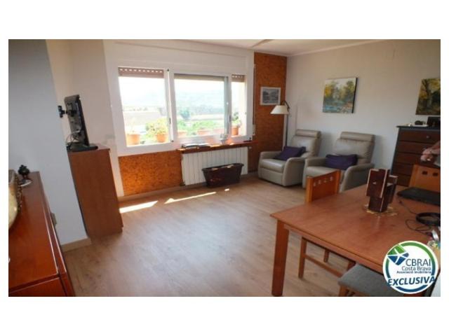 Piso En venta en Roses photo 0
