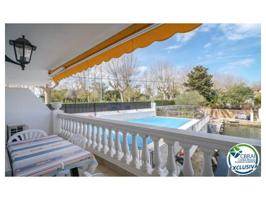 Piso En venta en Empuriabrava photo 0