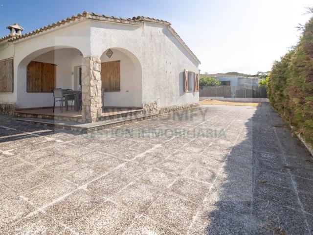 Casa En venta en L'Escala photo 0