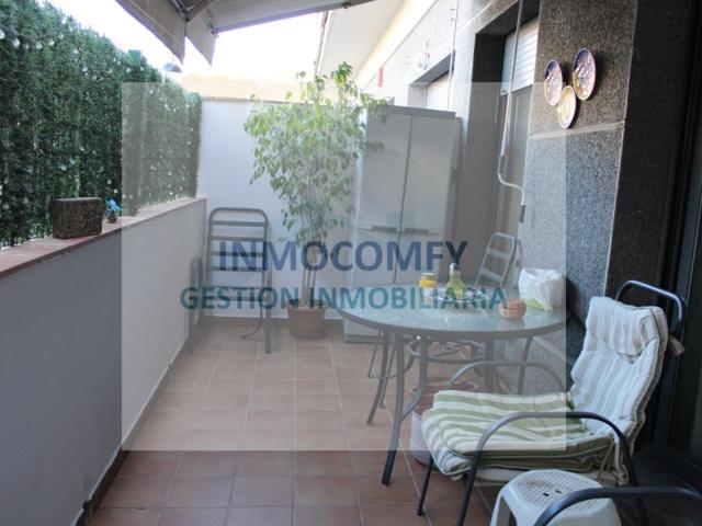 Piso En venta en La Bisbal D'Empordà photo 0