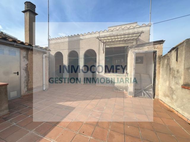 Casa En venta en La Bisbal D'Empordà photo 0