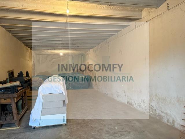 Local En alquiler en La Bisbal D'Empordà photo 0