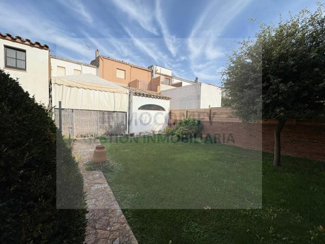 Casa En venta en La Bisbal D'Empordà photo 0